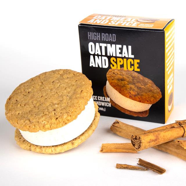 Cinnamon Ice Cream with Oatmeal Cookie Sandwich